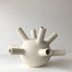 Ceramic teapot by Karin Amdal