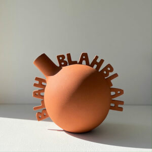 Ceramic teapot by Karin Amdal